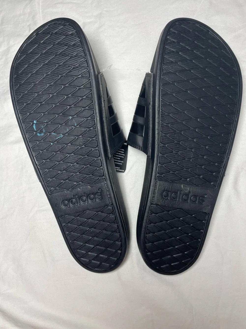 Adidas Adilette Comfort Slides – Core Black – NWT – Men’s 13 / Women’s 14